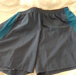 North face flash dry men's XL shorts